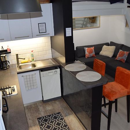 Castlehill Apartman The Perfect Blend Of Urban Living And Sightseeing Convenience Budapeste Exterior foto
